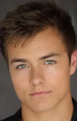 Пейтон Мейер